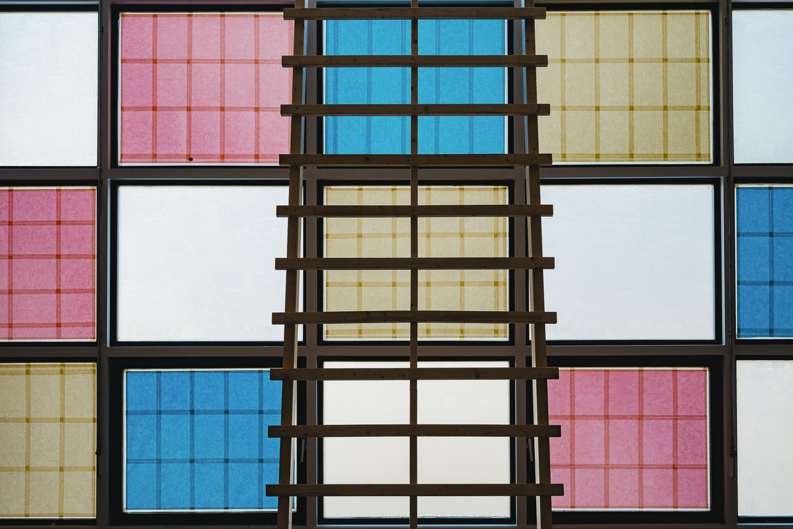 Architectures of Proximity
